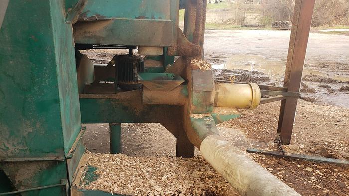 Used FULGHUM 7 x 7 Chip Screen