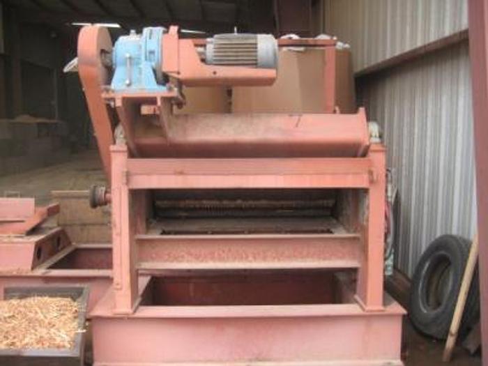 Used WSM (West Salem) Horizontal Pallet Hog