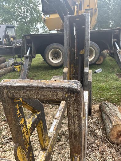 Used 2014 CAT 559C Knuckle Boom