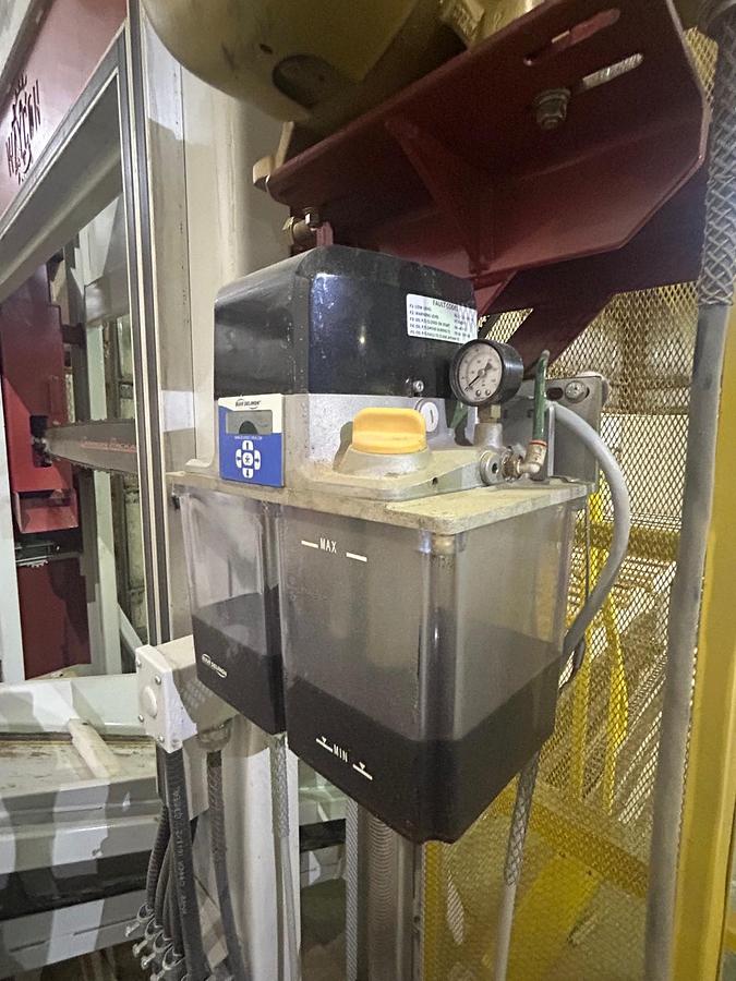 Used 2018, Akhurst Machinery Limited, it is a " New Waycon vertical travelling package saw