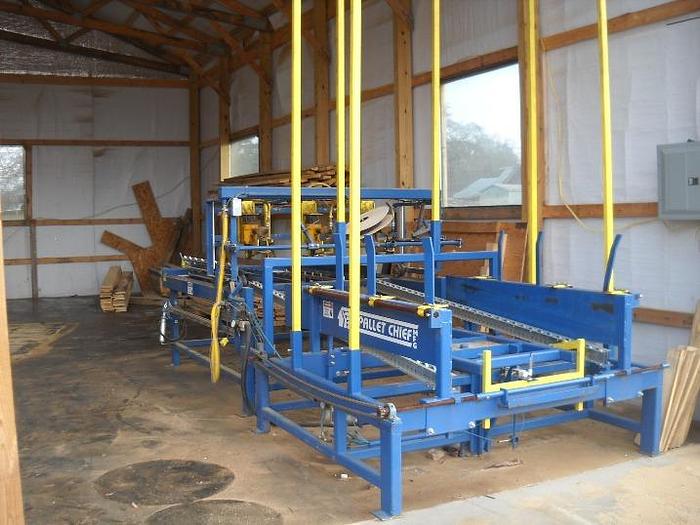 Used PALLET CHIEF II Nailer