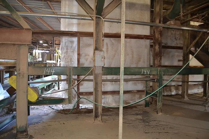 Used 28' x 24" Flat Belt Conveyor