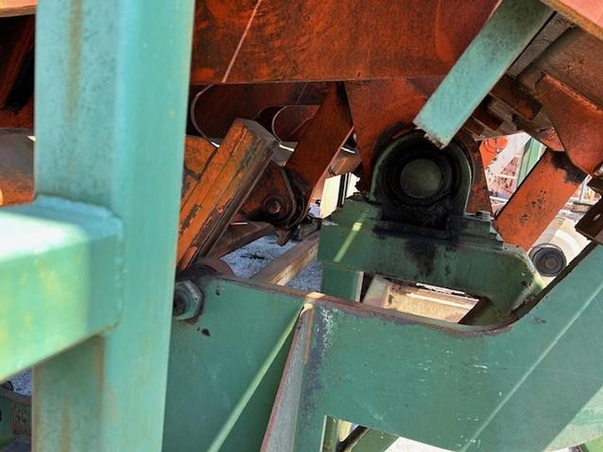 Used Comact Step Feeder Model 1005-0