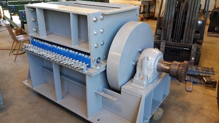 Used MONTGOMERY 42PM Wood & Bark Hog