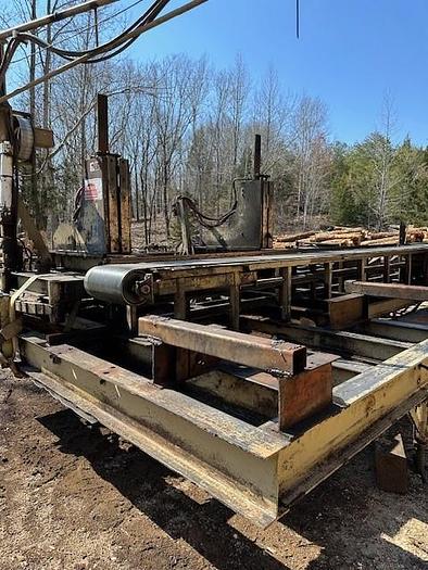 Used 2005 Hurdle Light Heavyweight 2 HB Sawmill with Log Deck And Meadows B Edger