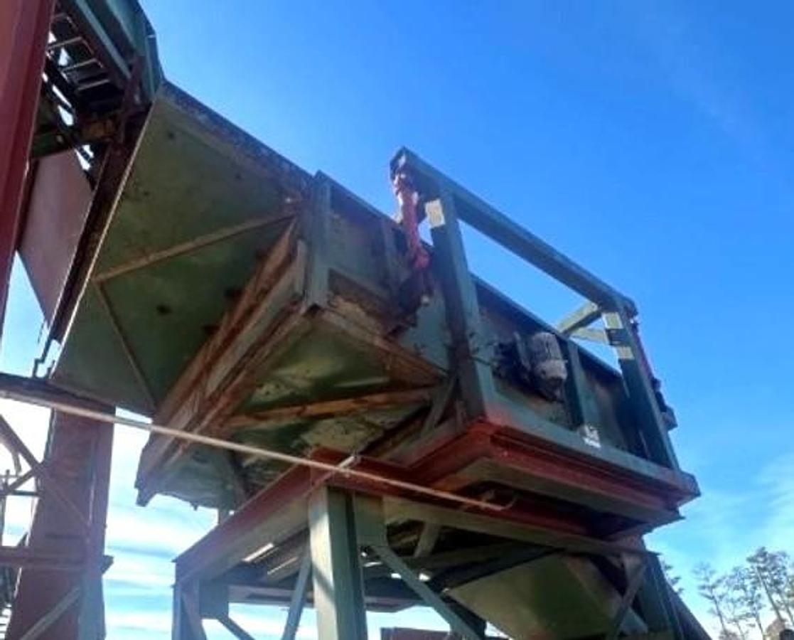 Used BM&M 10 x 14 Chip Screen