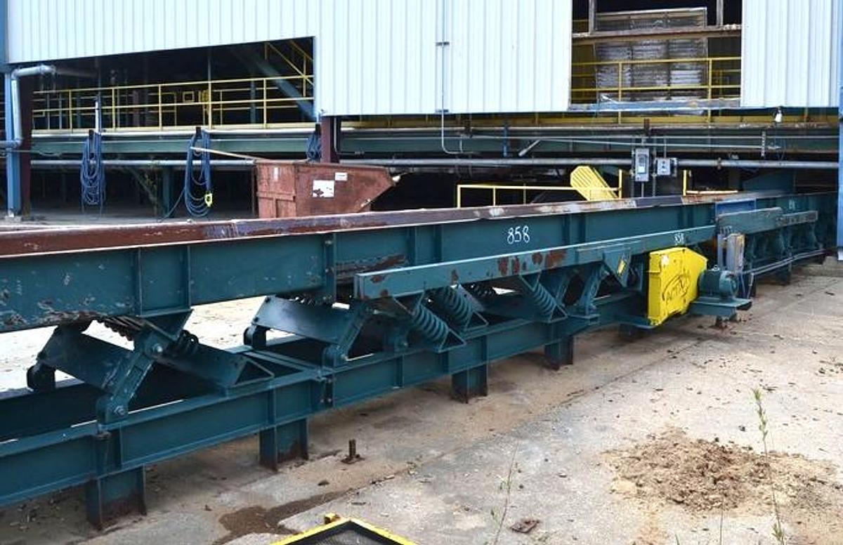 Used ACTION 45' x 30" Balanced Vibrating Conveyor