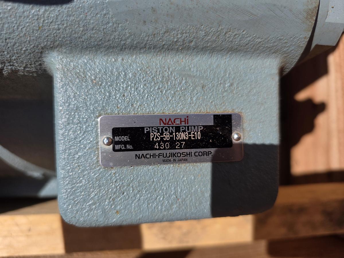 New NACHI Piston Type Hydraulic Pump