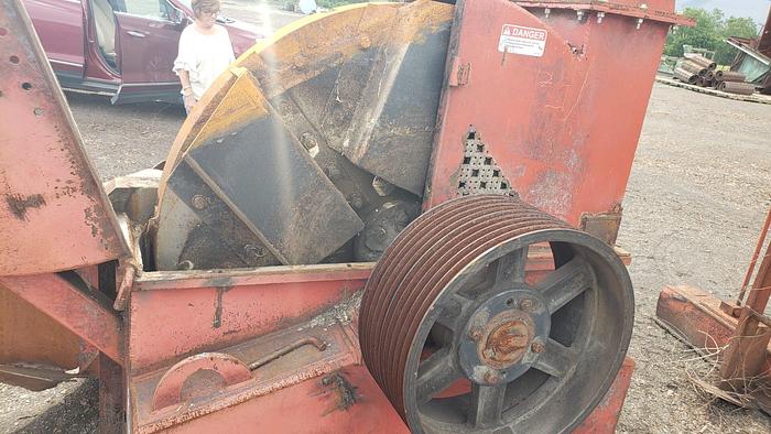 Used MORBARK 58″ 6 -knife chipper, rebuilt