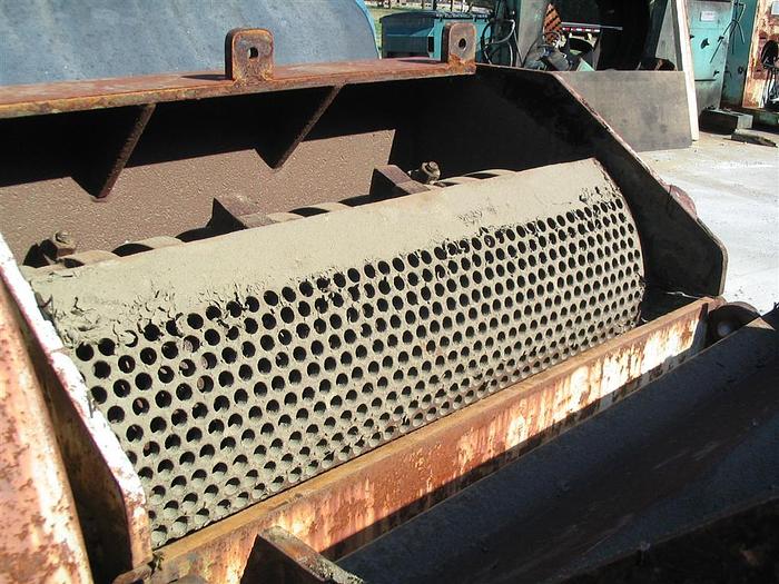 Used MONTGOMERY 42″ Horizontal Hog