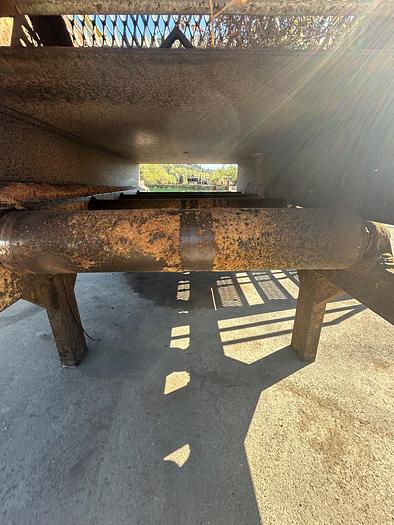 Used Ukiah  4” X 42” 5 shifting saw gang