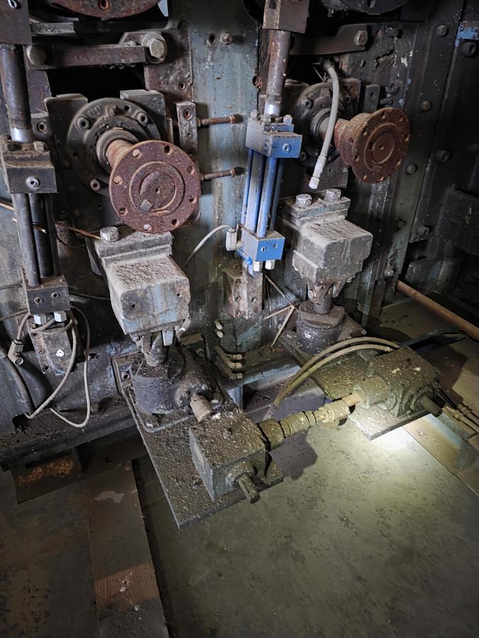 Used NEWMAN 990 Electric Drive Planer