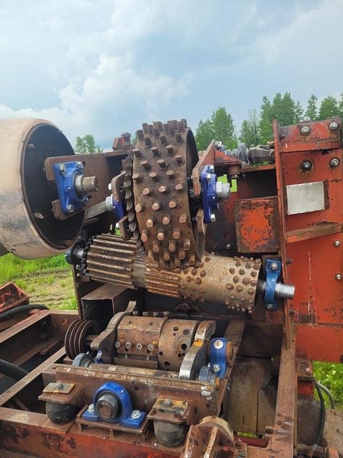 Used Morbark C-24 Post and Pole Peeler