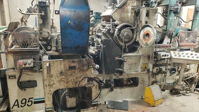 Used YATES AMERICAN A95 Planer-Matcher