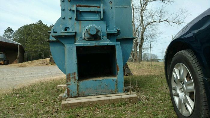 Used MONTGOMERY Model 26 Blo-Hog