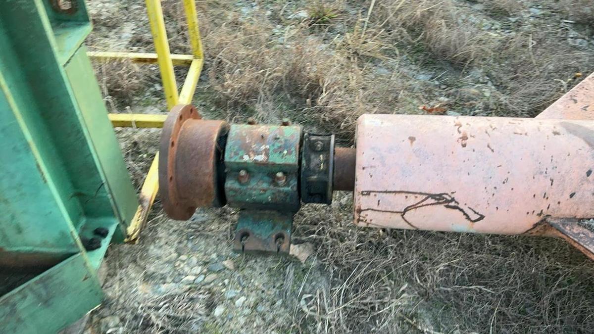 Used Rotary Log Kicker