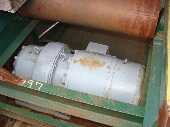 Used Live Rolls 53′ X 32"