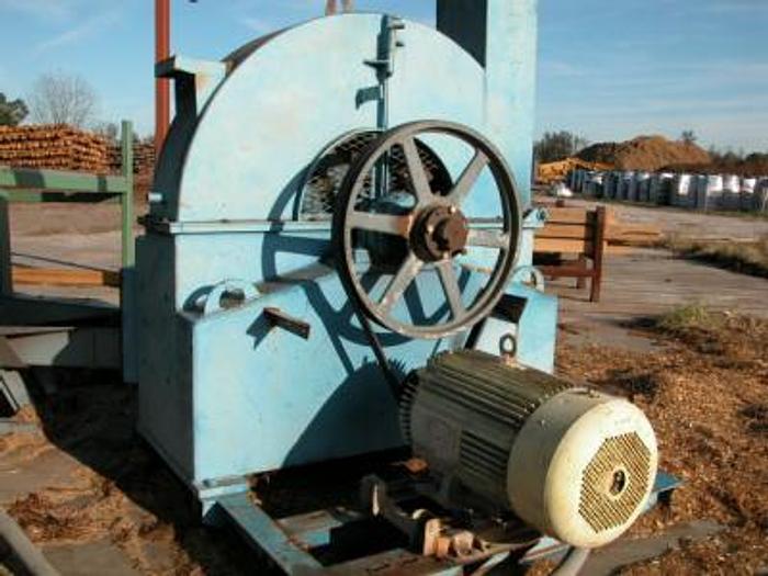 Used MORBARK Chipper – 75