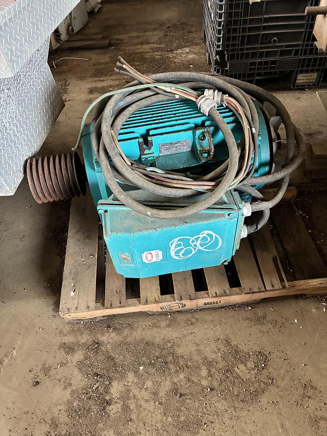 Used CHALLENGER Low Speed Grinder - Horizontal