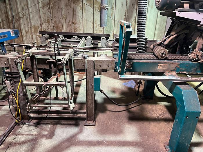 Used 2017 WoodMizer 6 Head resaw with Run-A-Round