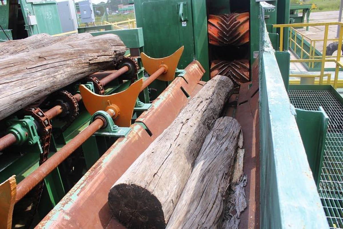 Used 20' Log Trough