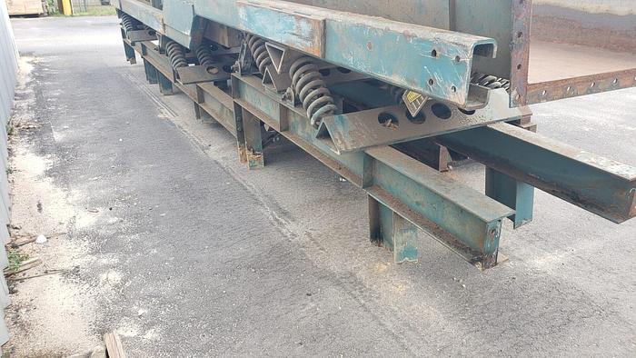 Used ACTION 30″ x 52′ Balanced Vibratory Conveyor