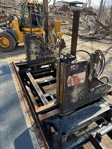 Used 2005 Hurdle Light Heavyweight 2 HB Sawmill with Log Deck And Meadows B Edger