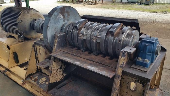 Used MONTGOMERY 34″ Horizontal Hog