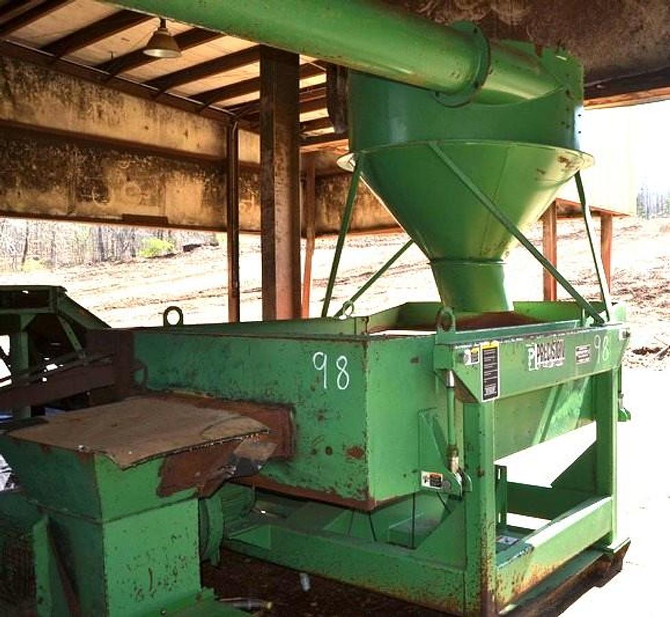 Used Precision 6 x 6 Chip Screen