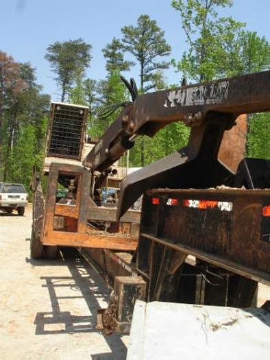 Used 2000 Barko Loader