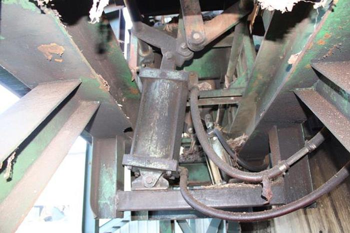 Used Hourglass Rolls 24" x 21' Long