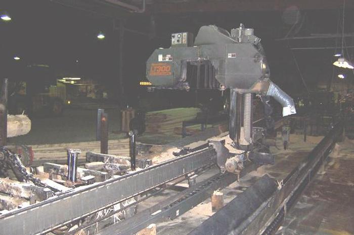 Used WOODMIZER LT300 Sawmill – 2004