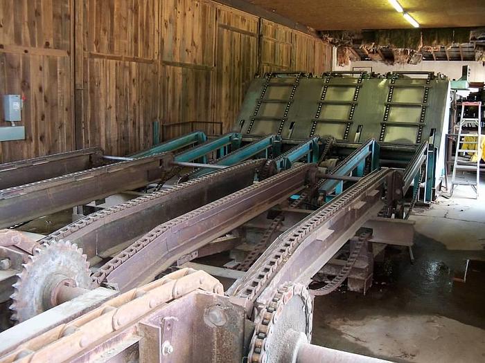 Used 8′ HEMCO Lumber Sticker Stacker