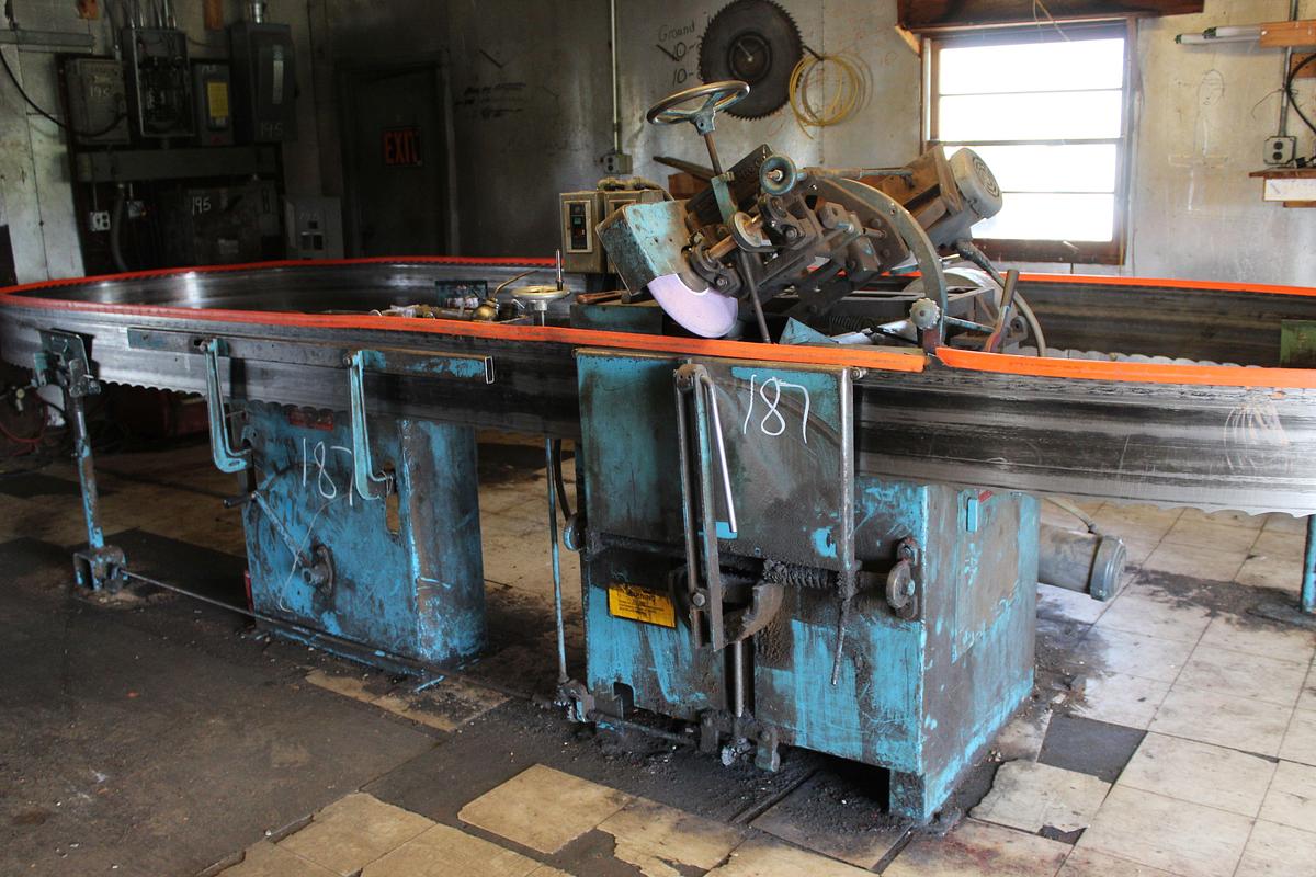 Used ARMSTRONG #4 RH Bandsaw Sharpener