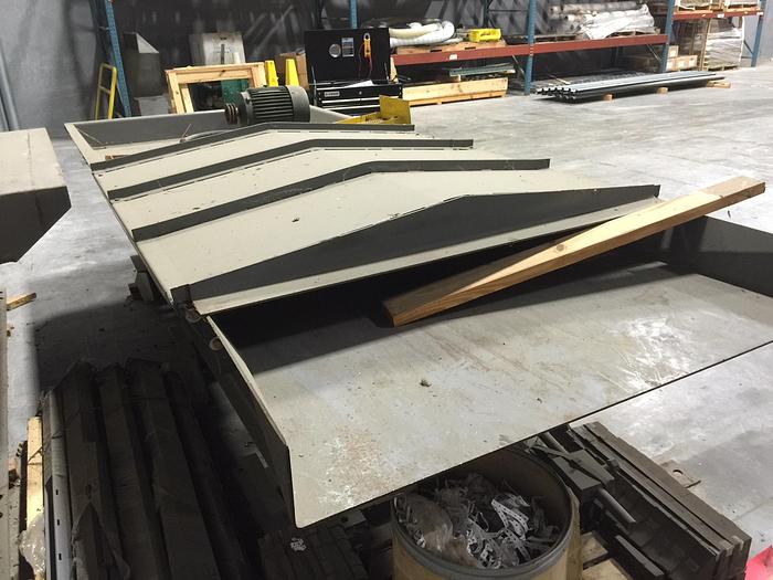 Used MONTGOMERY Horizontal Wood Hog