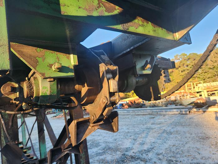 Used 30' Endwise Log Trough with kicker