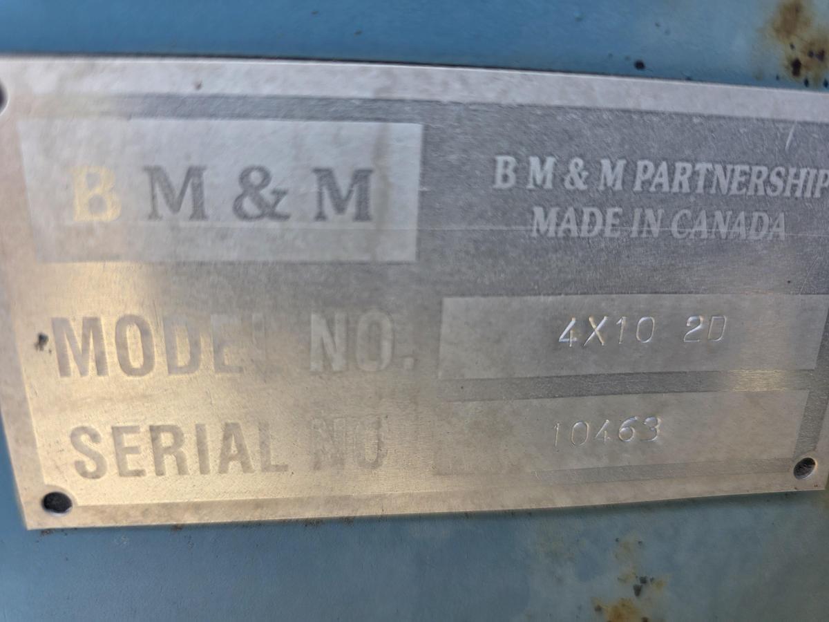 Used BM&M 4 x 10 Chip Screen