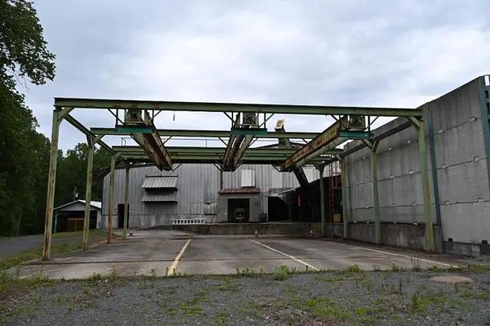 Used Tripple Overhead Trailer Loading System