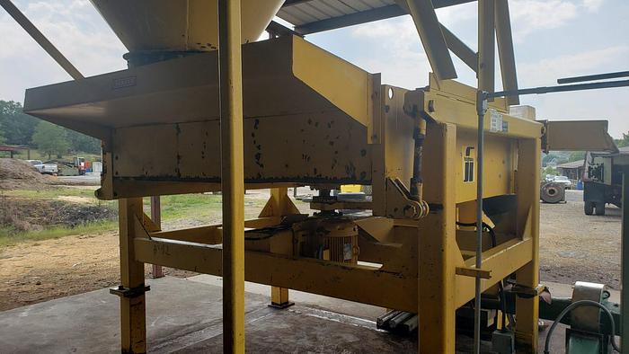 Used FULGHUM 8×8 Chip Screen