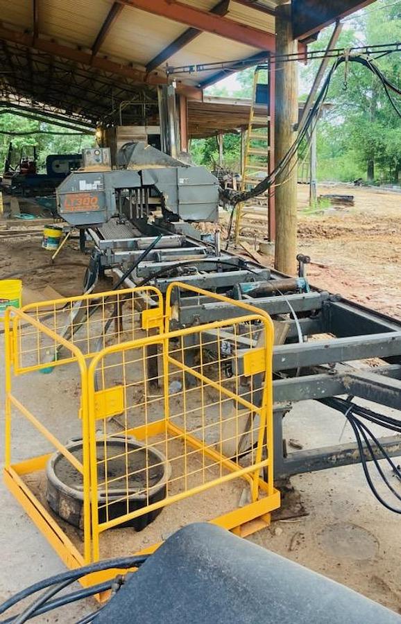 Used Woodmizer LT 3000 Sawmill