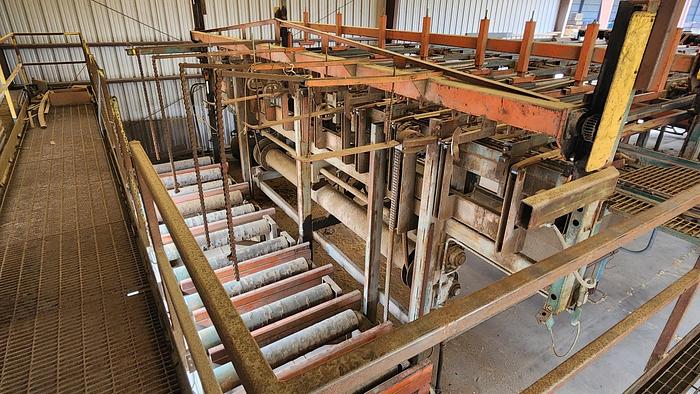 Used USNR Lunden Lumber Stacker