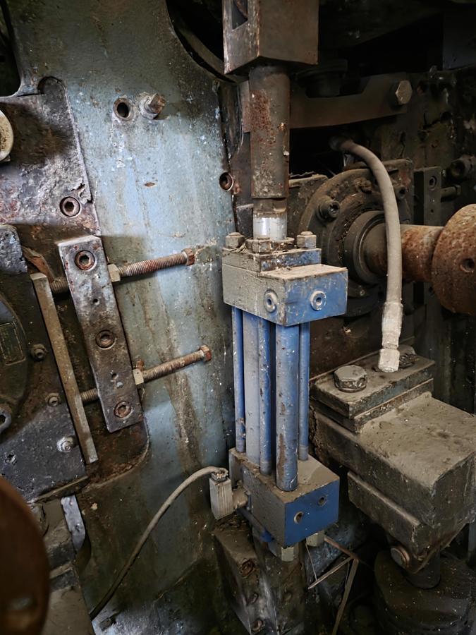 Used NEWMAN 990 Electric Drive Planer