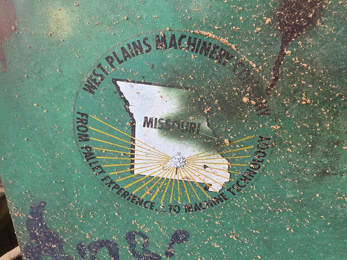 Used West Plains Double Notcher