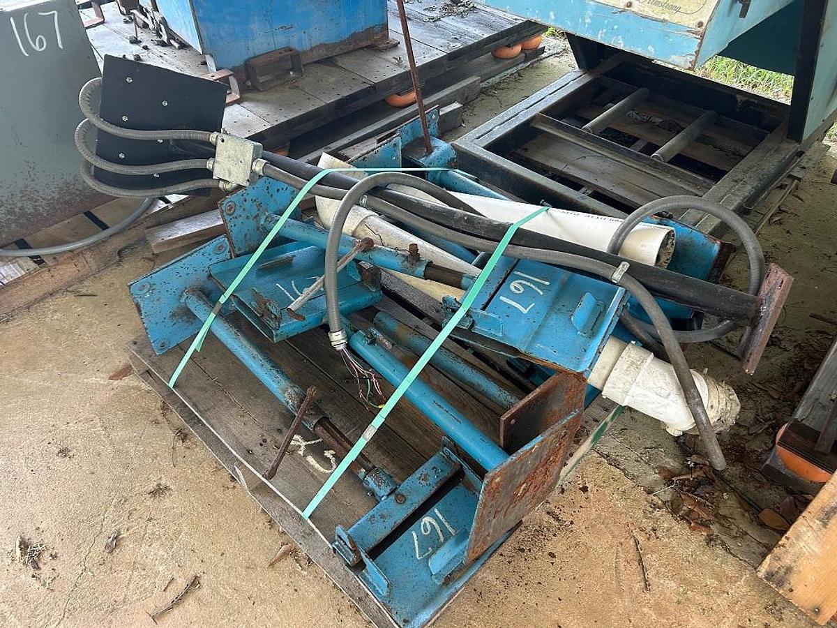 Used ARMSTRONG #4 RH Bandsaw Sharpener