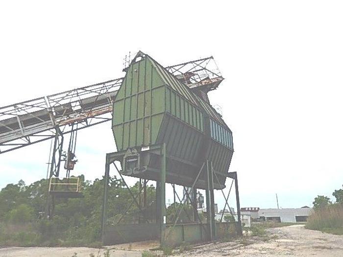 Used Twin Peerless 30 Unit Bins