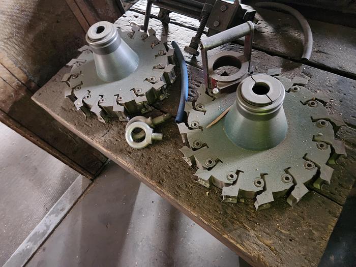 Used NEWMAN 990 Electric Drive Planer