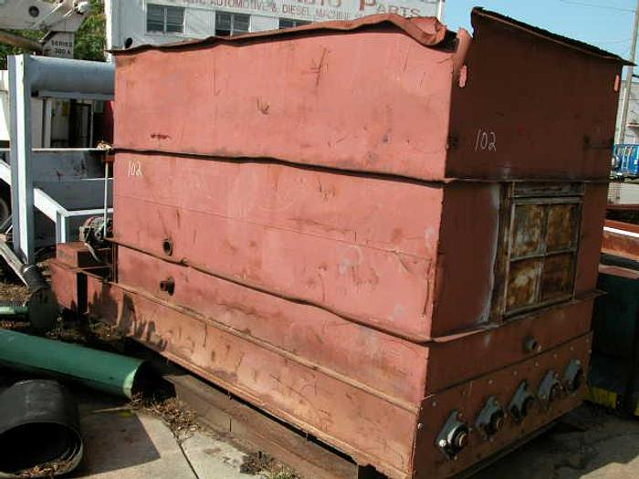 Used Feed hopper – surge bin