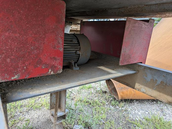 Used Cresswood Vibrating Conveyor Table 