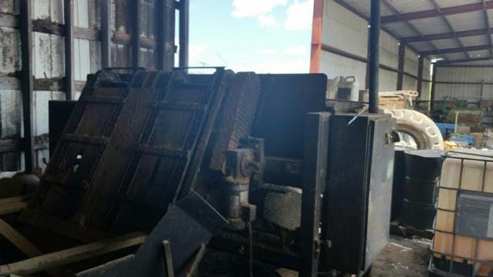 Used West Plain Double Head Notcher