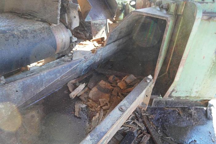 Used PRECISION Vibrating Conveyor 33′ x 22″